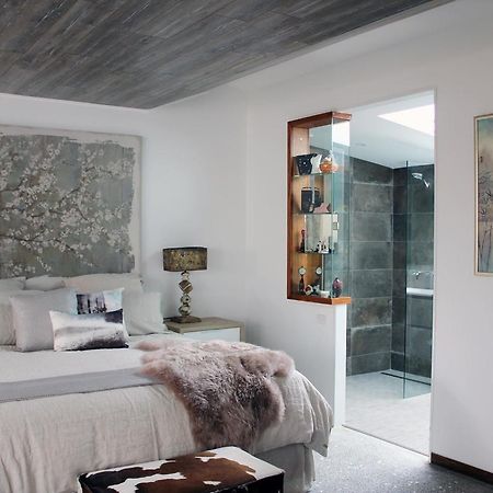 Bulc Boutique Bed & Breakfast 벨몬트 외부 사진